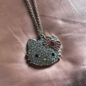 Hello kitty necklace